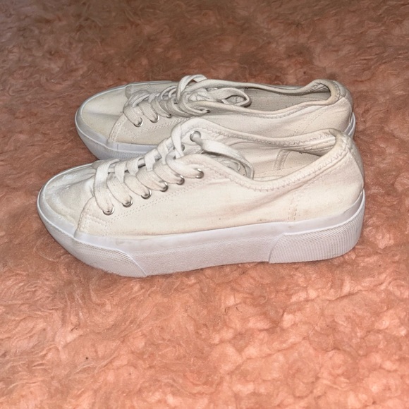 h&m white high platform canvas sneakers - Picture 5 of 5